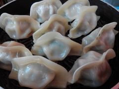 猪肉荠菜蒸饺-笑云开汤包店(网巾市店)