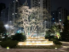 -浅深(世茂滨江精品店)