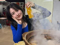 -威邵鸡煲(西华路总店)