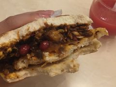 蛋菜夹馍-老马家马蓉蛋菜夹馍·腊牛肉夹馍(回民街店)