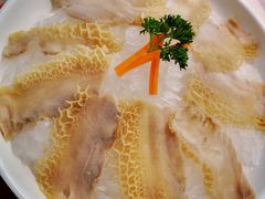 -左庭右院鲜牛肉火锅(浦江欢乐颂店)