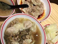 -八二小区抄手(龙湖上城天街店)