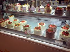 -花花卷卷·鲜食蛋糕(静安久光百货店)