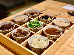 九宫格蘸料-锦和牛·炭火烧肉(ICC太和里店)