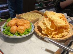 -尚尚仙·酸汤猪手·猪肚鸡火锅(华联万柳购物中心店)