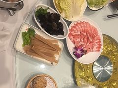 -天宜隆蘑菇宴火锅(石景山旗舰店)