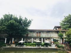 -喜洲吧·江畔老船厂·庭院餐厅(喜临院店)