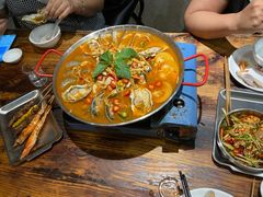 -蚝美人·生蚝海鲜烧烤(茶花园店)