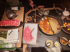 -三出山火锅(南京万象天地店)