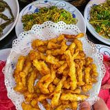 吃地道美食，还是去生态渔村更香