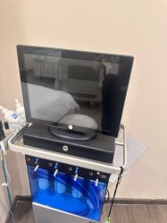 -医颜医疗美容门诊部