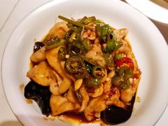 -鸣记脆皮烤鱼·海鲜烤鱼(三八广场店)