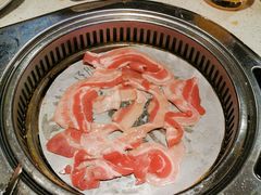 -佰烧海鲜烤肉火锅自助(世茂国际广场店)