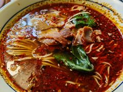 酸辣面-源一咖啡馆(麒麟巷步行街店)