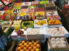 -上海龙吴水胜海发市场