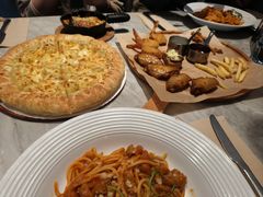 -必胜客餐厅(昆百大泰业城店)