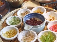 -包整·丝娃娃(一览甲秀楼风景店)