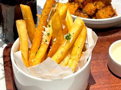 -阿妮叶李(光谷世界城店)