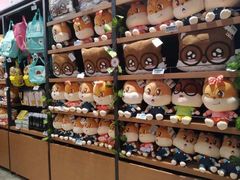 -三只松鼠(世欧广场店)
