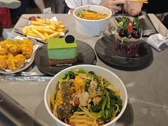 -W COLLECTIVE  DESSERT SHOP