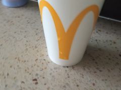 甜品站草莓牛奶圆筒-麦当劳(安立路店)