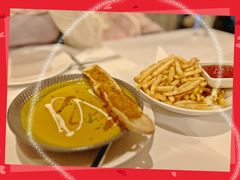 香脆薯条-WOLFGANG PUCK KITCHEN & BAR(迪士尼小镇店)