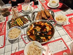 -李双猪·小龙虾·烧烤·羊肉煲(乐山店)