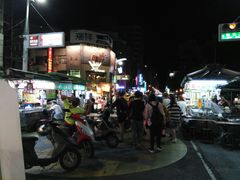 -六合夜市