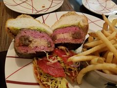 -db Bistro & Oyster Bar by Daniel Boulud(滨海湾金沙店)
