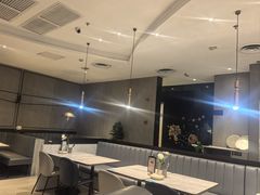 -必胜客(漕宝路店)