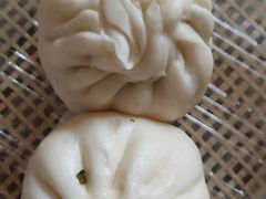 -白玉兰食品甜凤店(合生汇店)