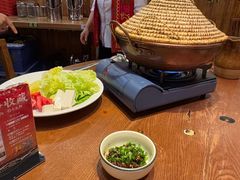 -老滇山寨•云南特色菜•地方菜•民族风情歌舞表演(金碧店)
