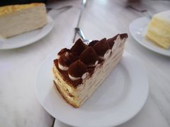 -Nadeje(Plaza Mahkota)