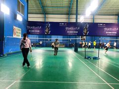 -V7动力羽毛球会馆