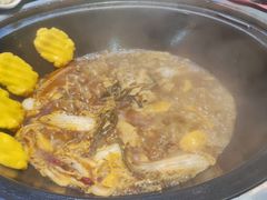 -炖四方东北铁锅炖·烧烤小龙虾(中豪国际店)