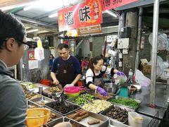 -六合夜市