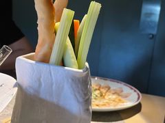 -穹六人间 people 6(岳阳路店)