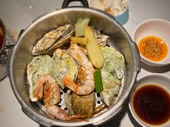 -享遇.锅姥姥牛排海鲜自助(小寨店)