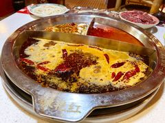 艳红酸辣三拼锅-陈艳红火锅菜·冒菜(簋街店)
