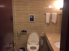 -张家界大成山水国际大酒店