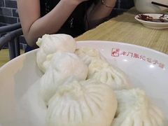 荠菜鲜肉包-津门张记包子铺(华昌道店)