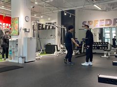 -汗水空间私教健身连锁(SM广场店)
