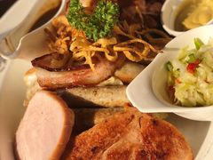 -皇冠自酿啤酒坊(中国红街5号楼店)