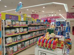 -孩子王童乐园(唐山万达广场店)