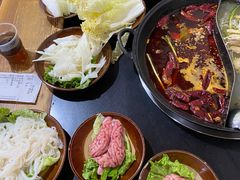 -重庆故事姊妹老火锅(财经学院店)