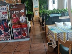 -咖啡人·融合餐厅(万达环宇店)