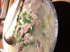 -蜜桃餐厅·伴山(湖滨商业街店)