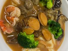 -渝半城经典川粤菜(重庆天地店)