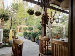 -二荆条·蜀鲜汇城市森林火锅