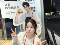 -必胜客(滨江店)